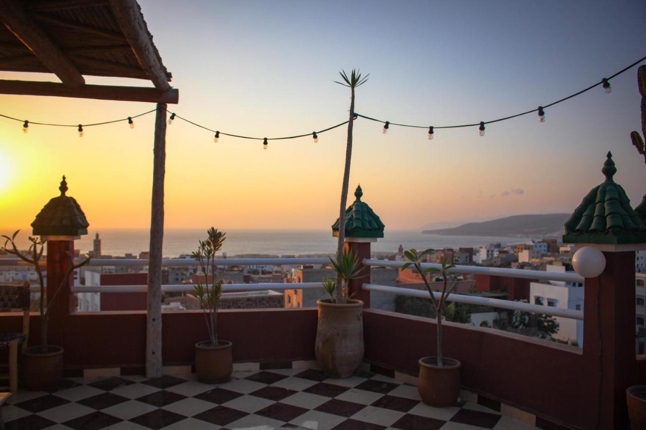 Sunshine Surf Morocco Bed and Breakfast Tamraght Exteriör bild