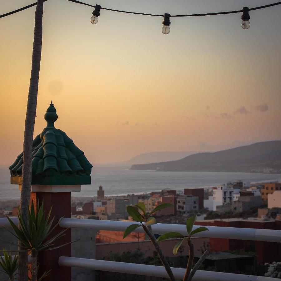 Sunshine Surf Morocco Bed and Breakfast Tamraght Exteriör bild