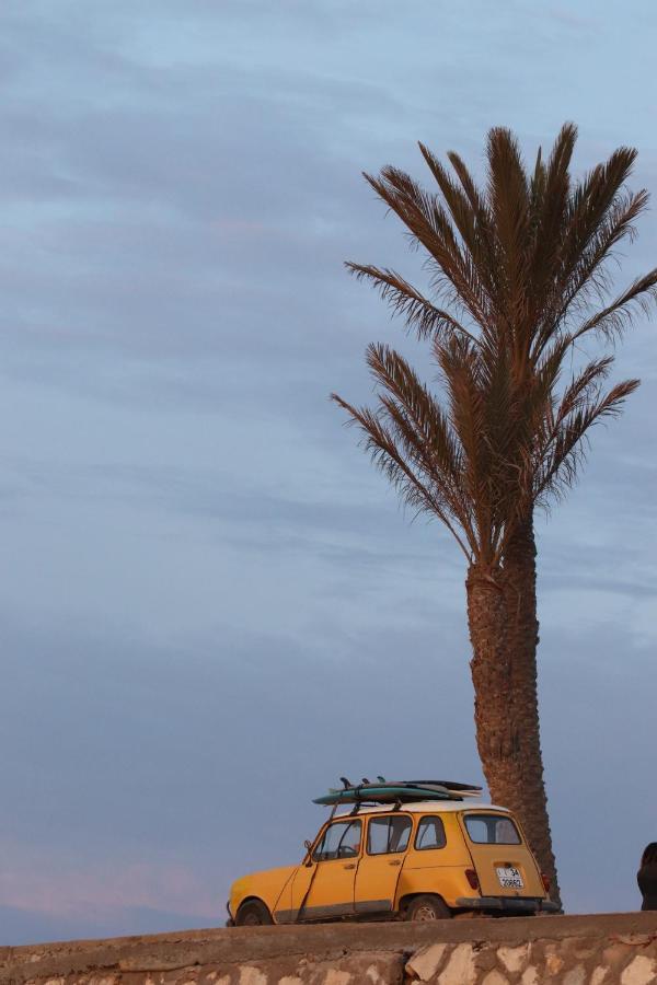 Sunshine Surf Morocco Bed and Breakfast Tamraght Exteriör bild