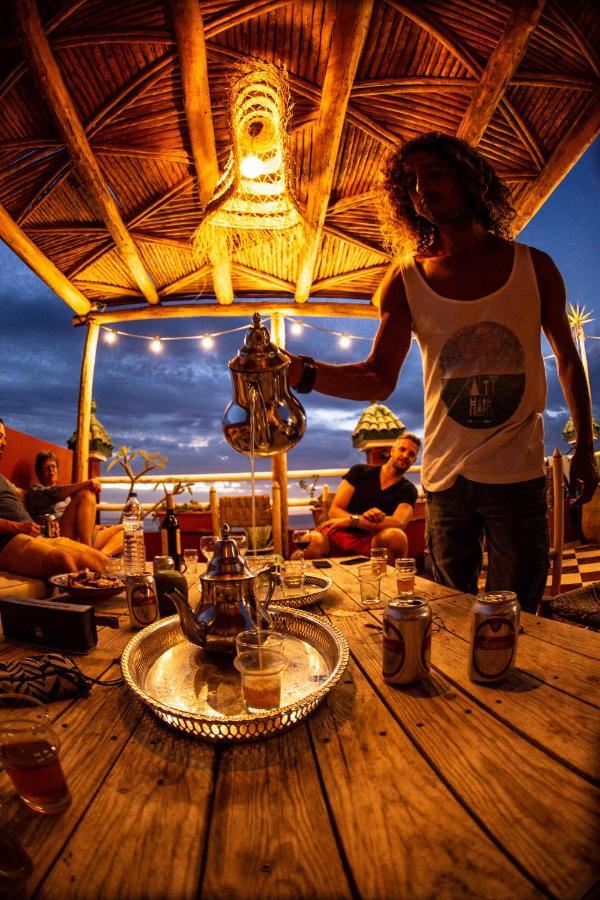 Sunshine Surf Morocco Bed and Breakfast Tamraght Exteriör bild